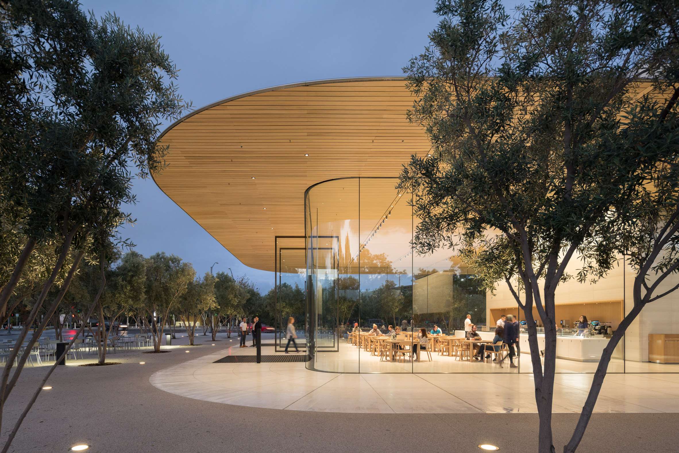 apple-park-visitor-center-foster-partners-architecture-california_dezeen_2364_col_1