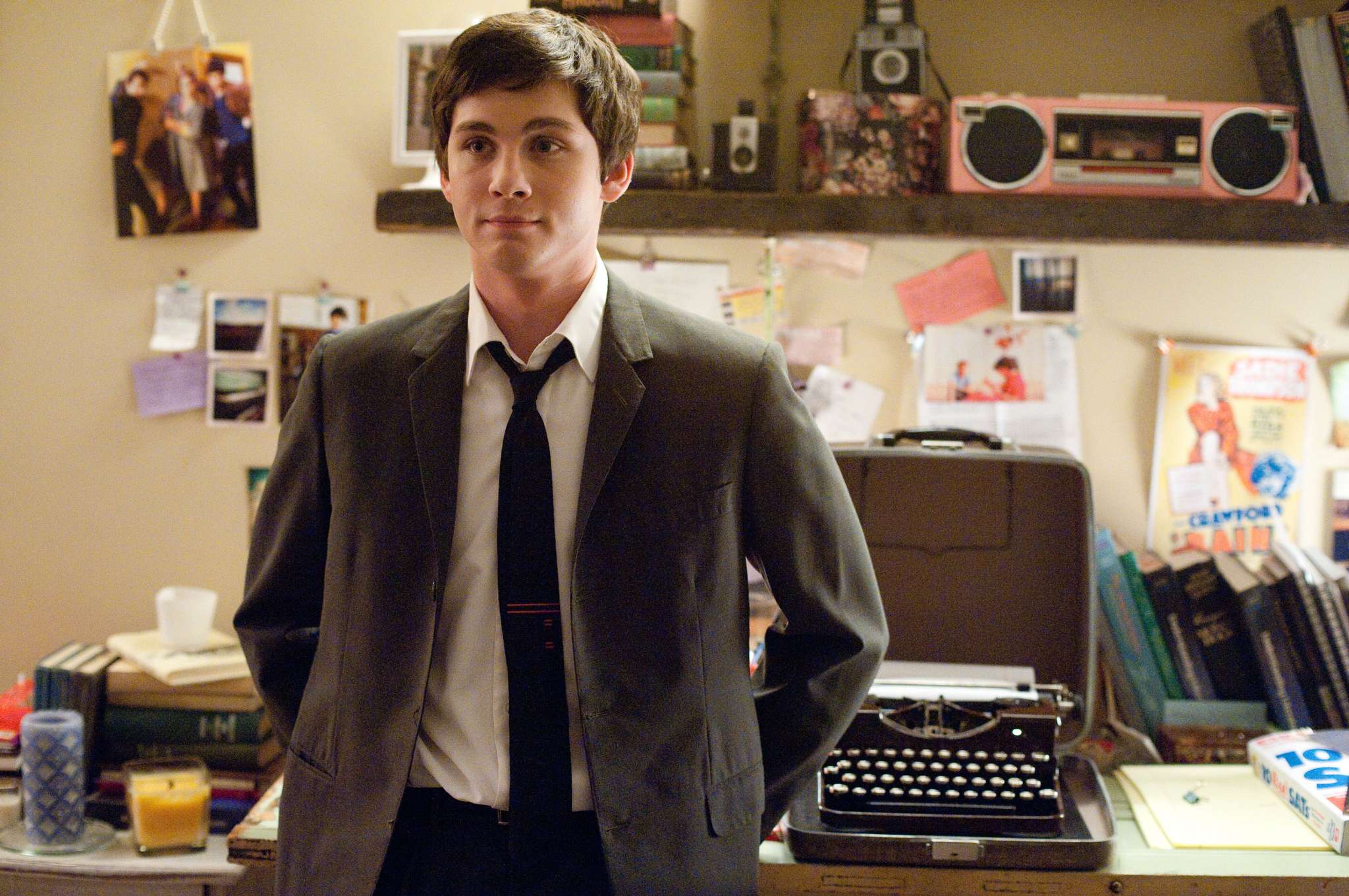 LOGAN LERMAN stars in THE PERKS OF BEING A WALLFLOWER



Ph: John Bramley

© 2011 Summit Entertainment, LLC.  All rights reserved.