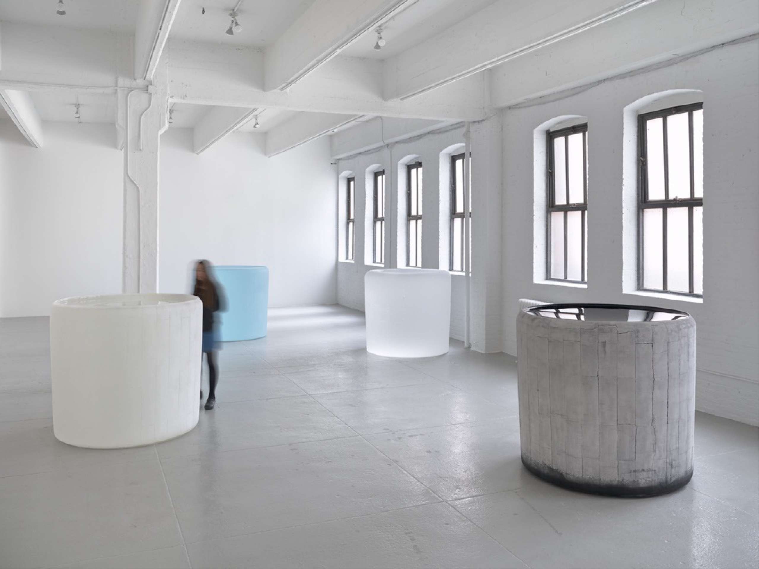 ( Water Double, v. 1, Roni Horn, 2013 – 2015 )