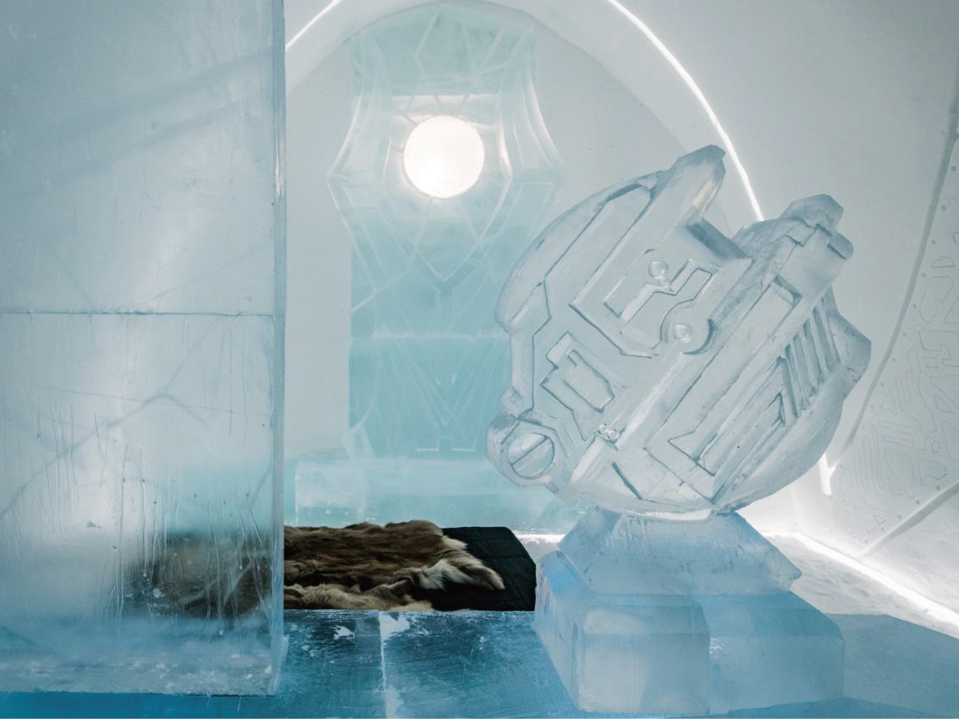 （ Ice Hotel ）