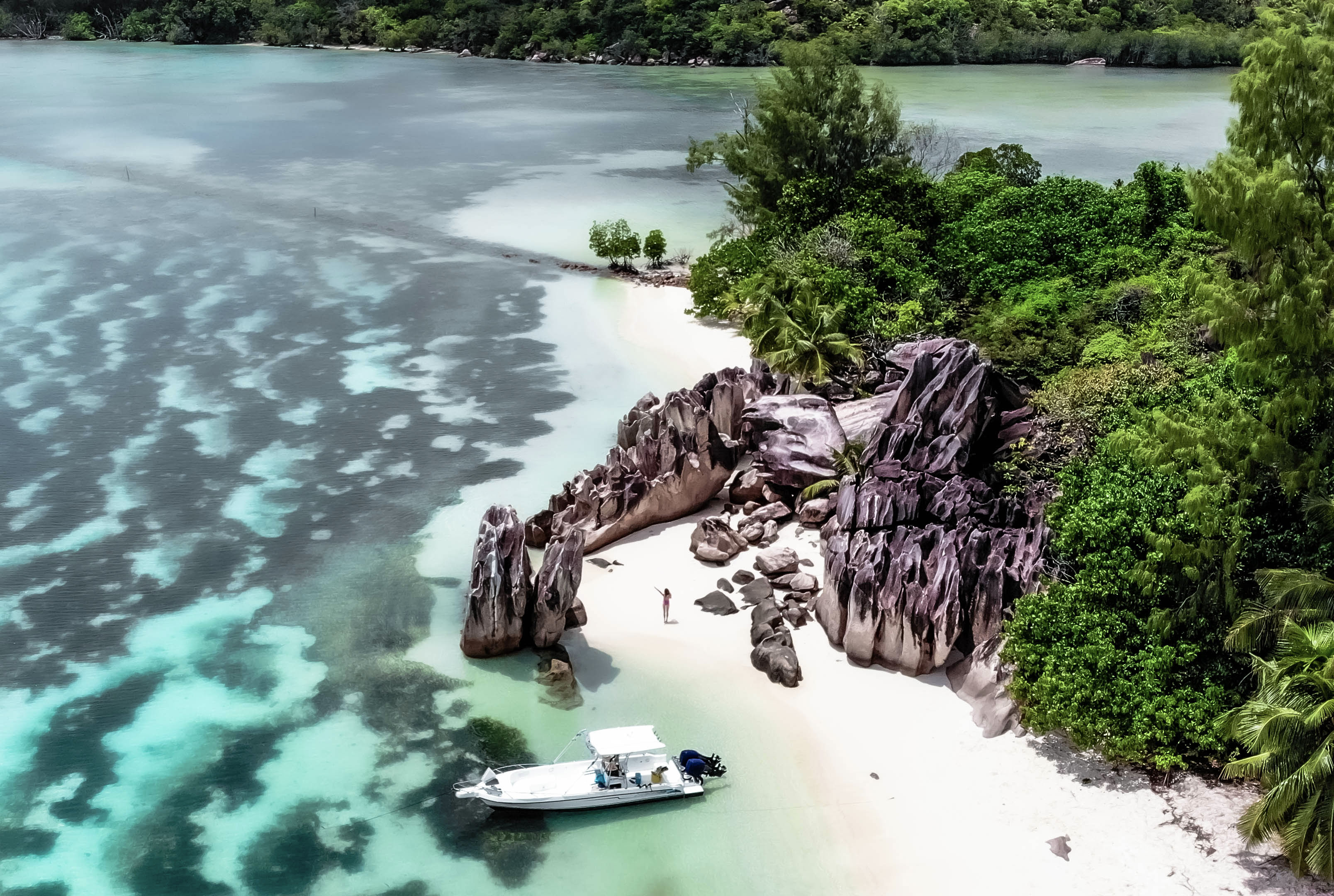 圖9. Club Med 謐境探索系列，鎖定高度活躍旅人，體驗聚焦三大主軸：世界秘境 x 永續體驗 x 身心靈探索 (圖為塞席爾度假村坐落的聖安妮島)