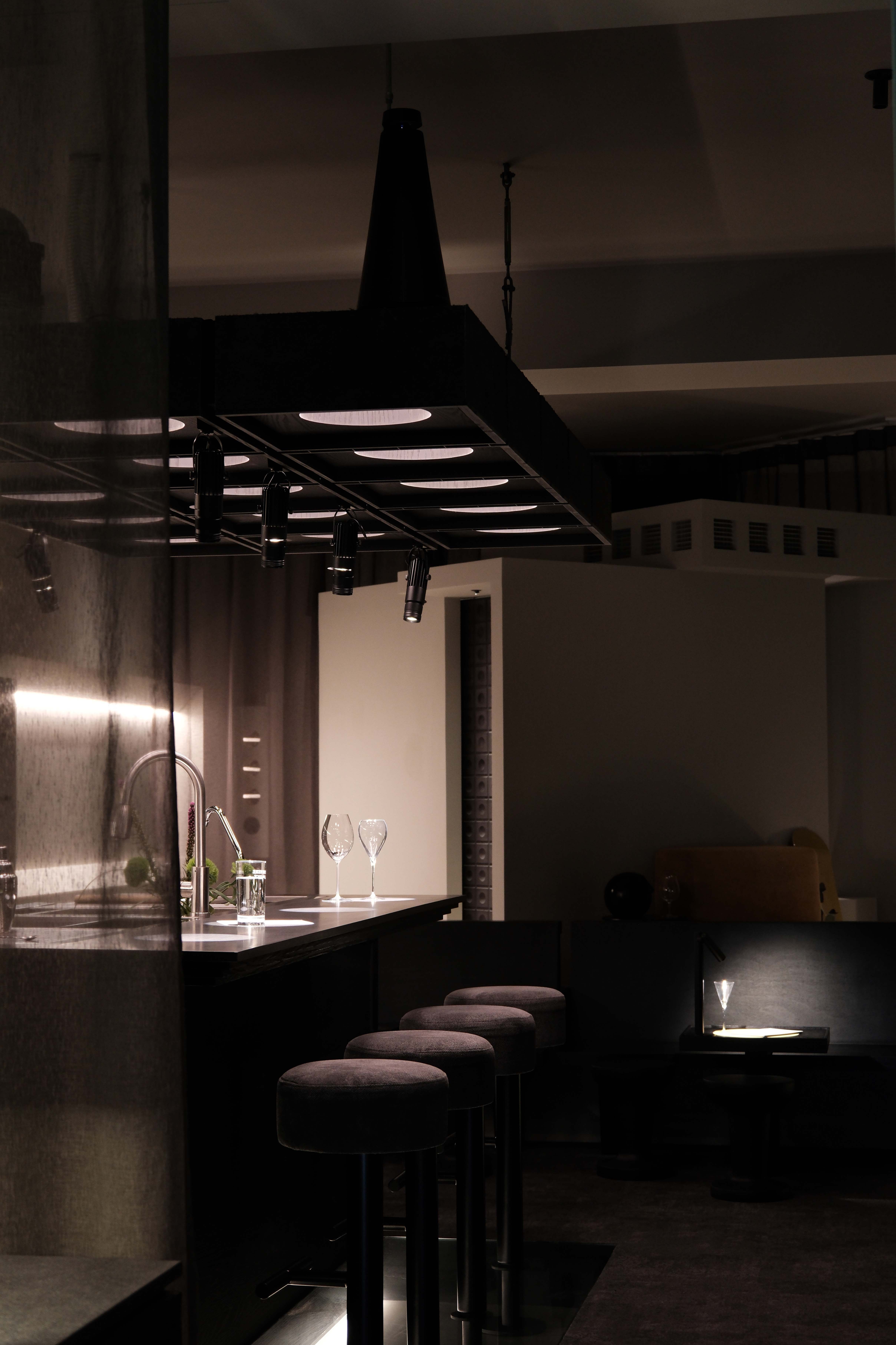 Nowhere Project 空間照 （ radius 提供)
