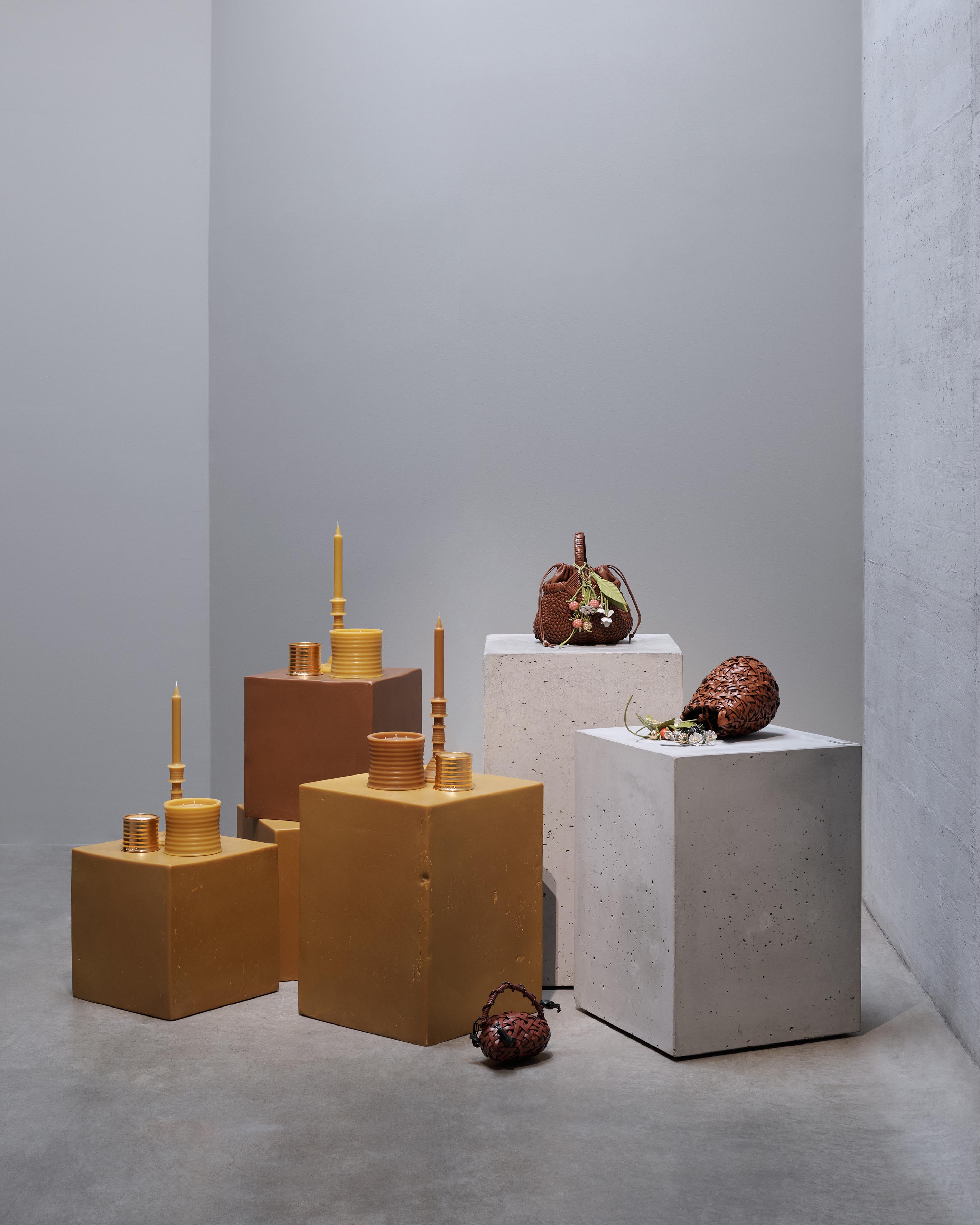 LOEWE_2025_SALONE_EVENT_RGB_CROPPED_4X5_1