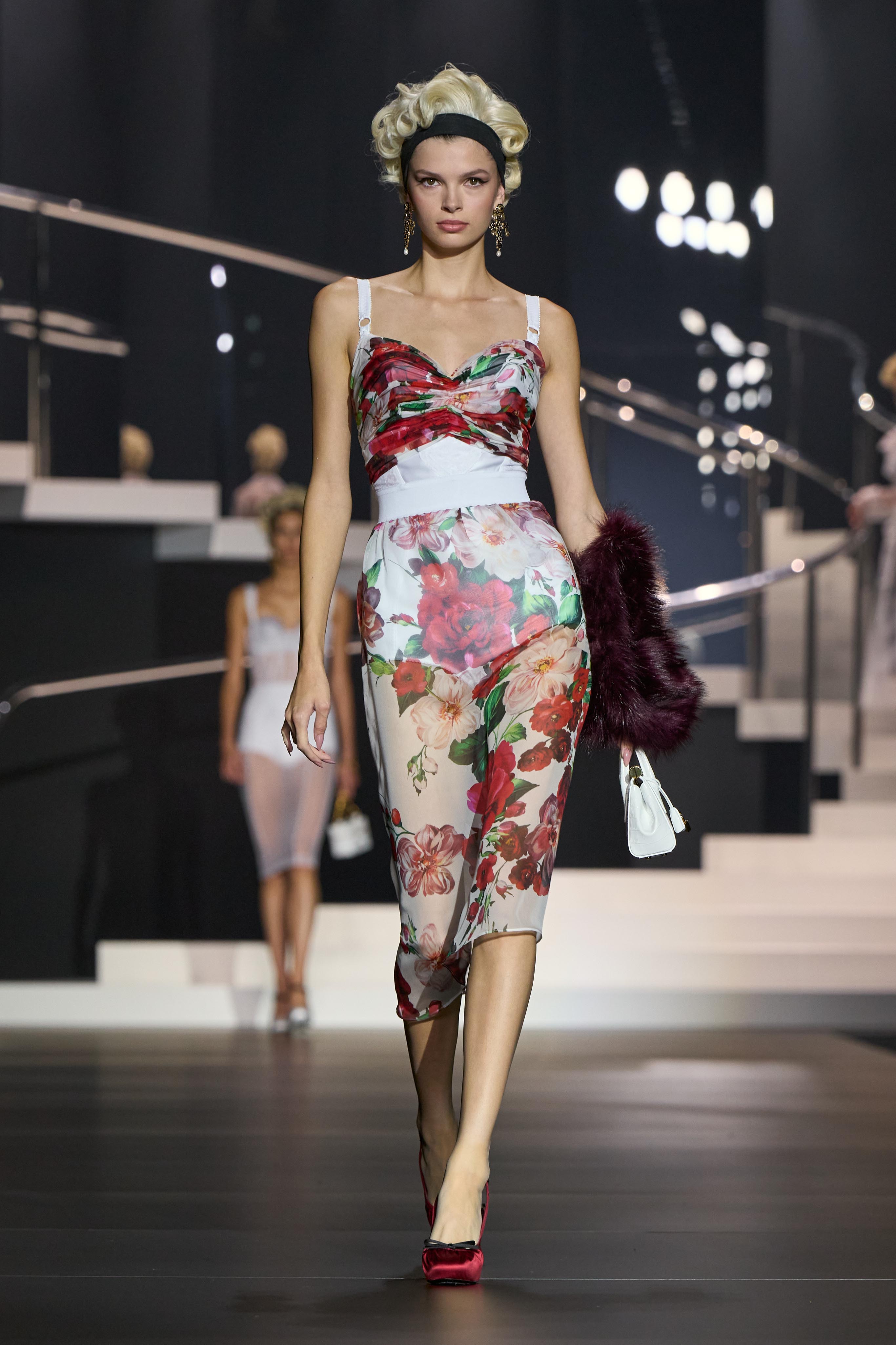 DG_Women_sFashionShow_SS25_Runway (31)