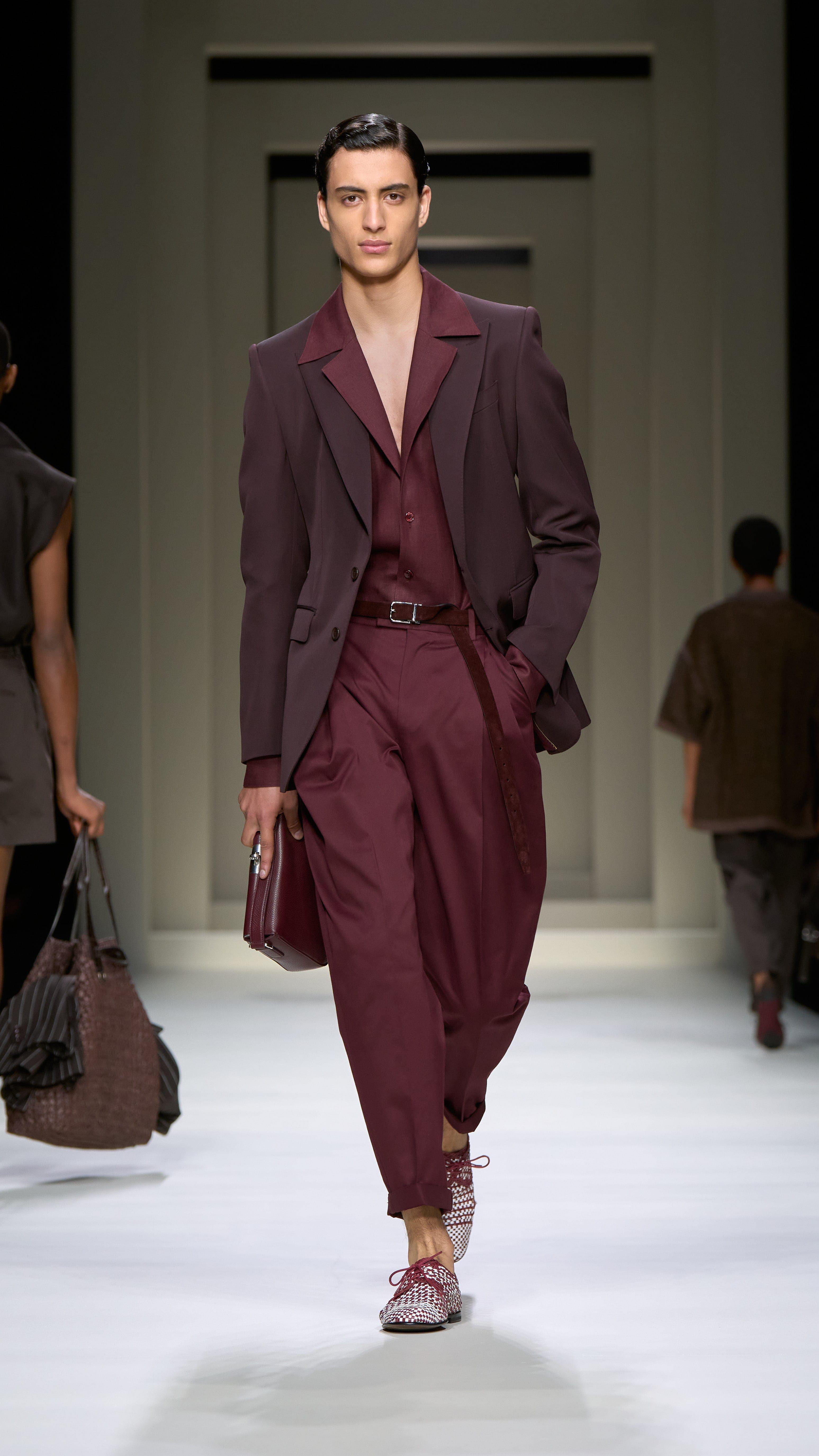dolce-and-gabbana-men-spring-summer-2025-fashion-show-look-19