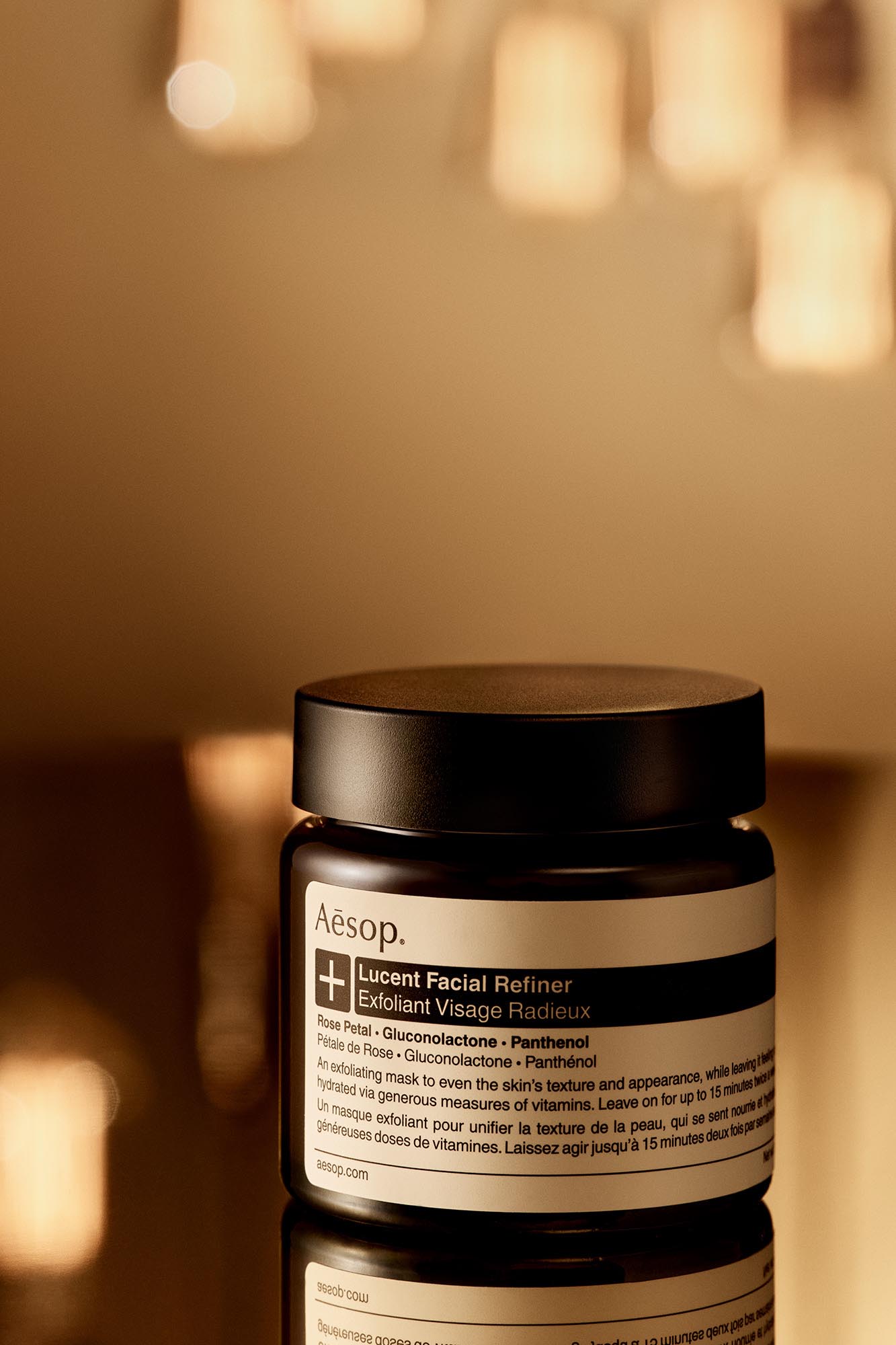 【情境圖2】Aesop Lucent Facial Refiner 澄瑩亮采煥膚面膜_60mL_NT$2,750