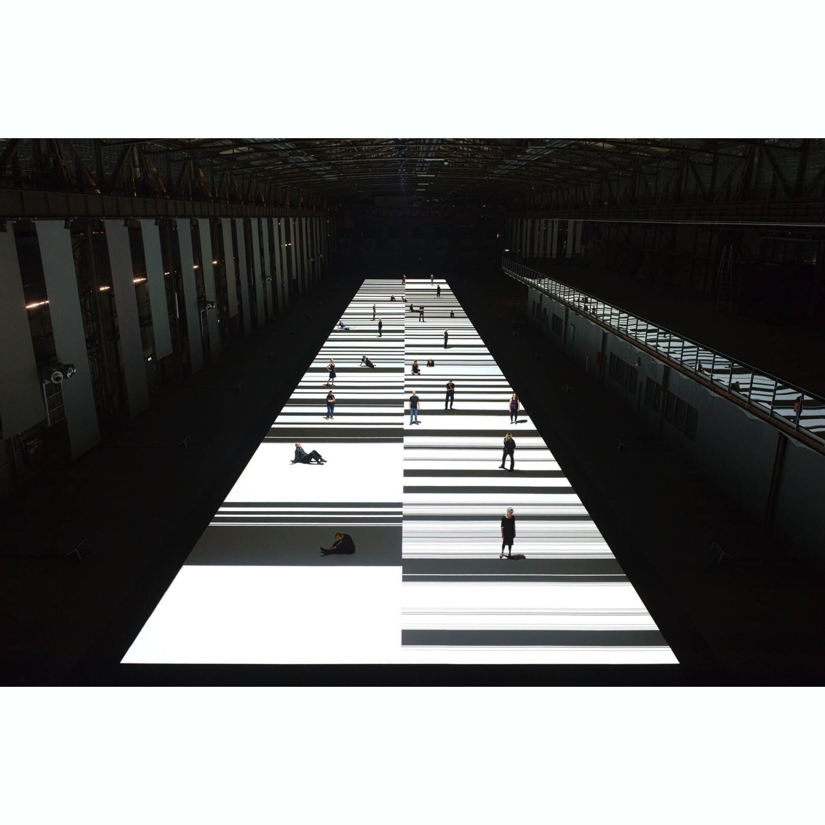 14. Test Pattern [100m version], audiovisual installation, 2013, Ryoji Ikeda_結果