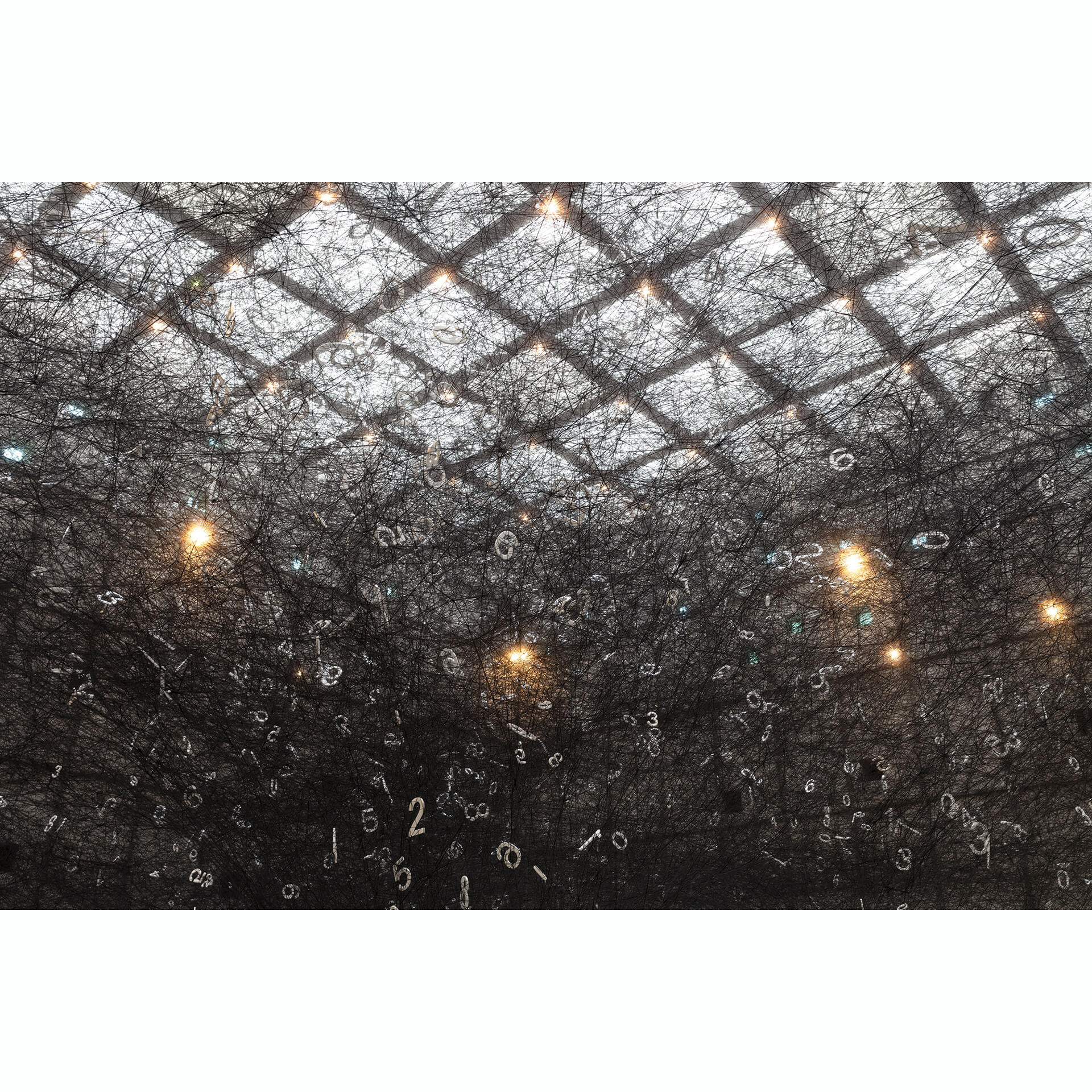 Counting Memories, Chiharu Shiota, 2020, Sonia Szelag