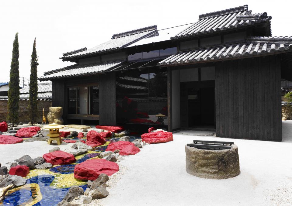 豐島豐島橫尾館