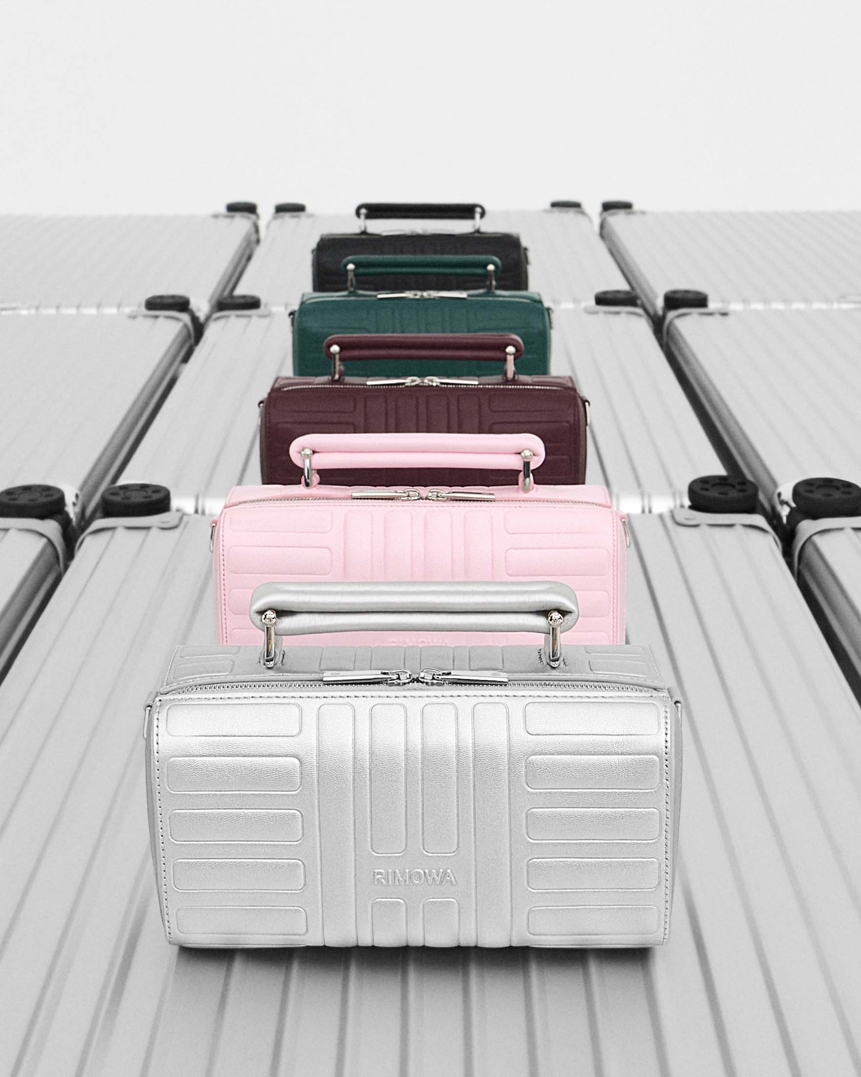 RIMOWA_Groove_Campaign Stills_Cross-Body Bag Small_4x5