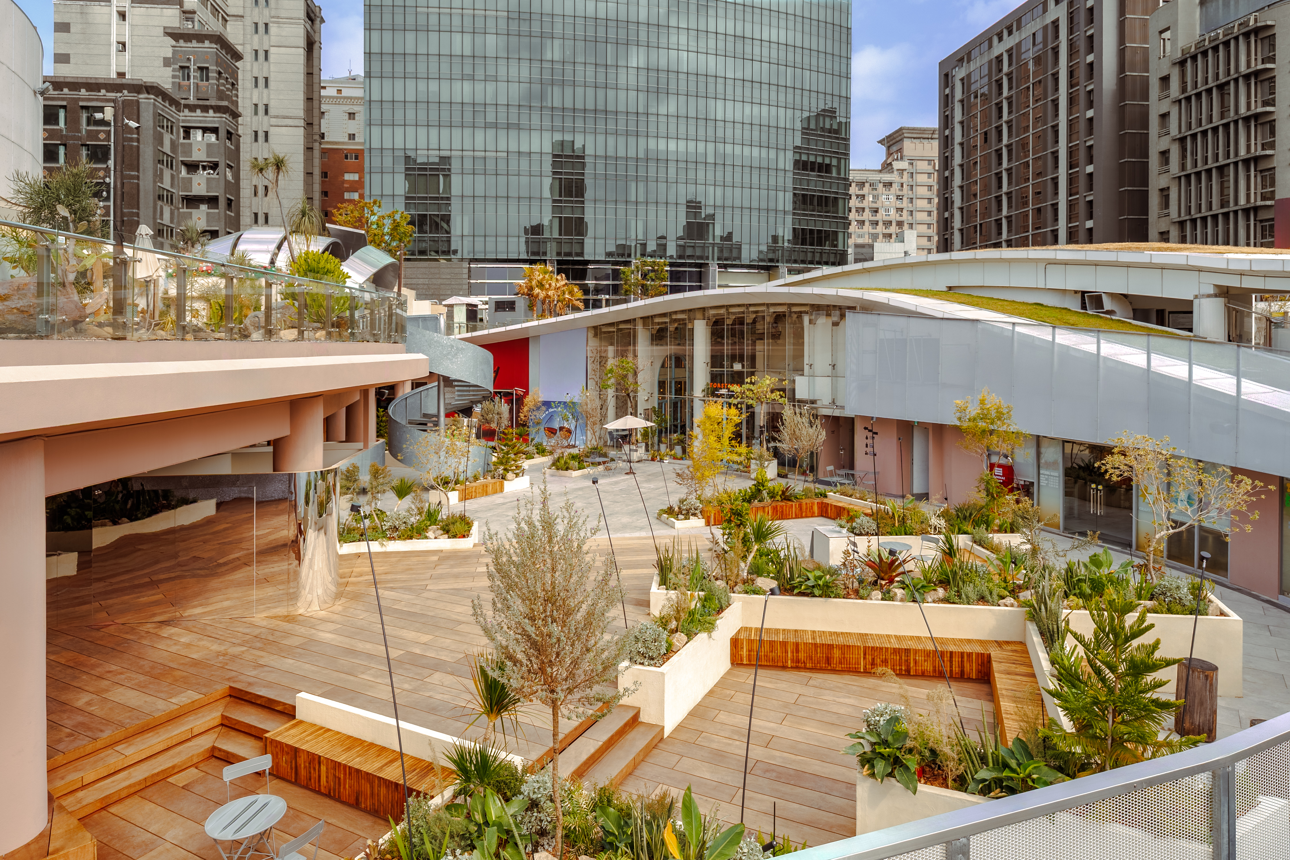 台中週末提案:PARK2 冬日市集登場、體驗 Social Casual Dining 新生活