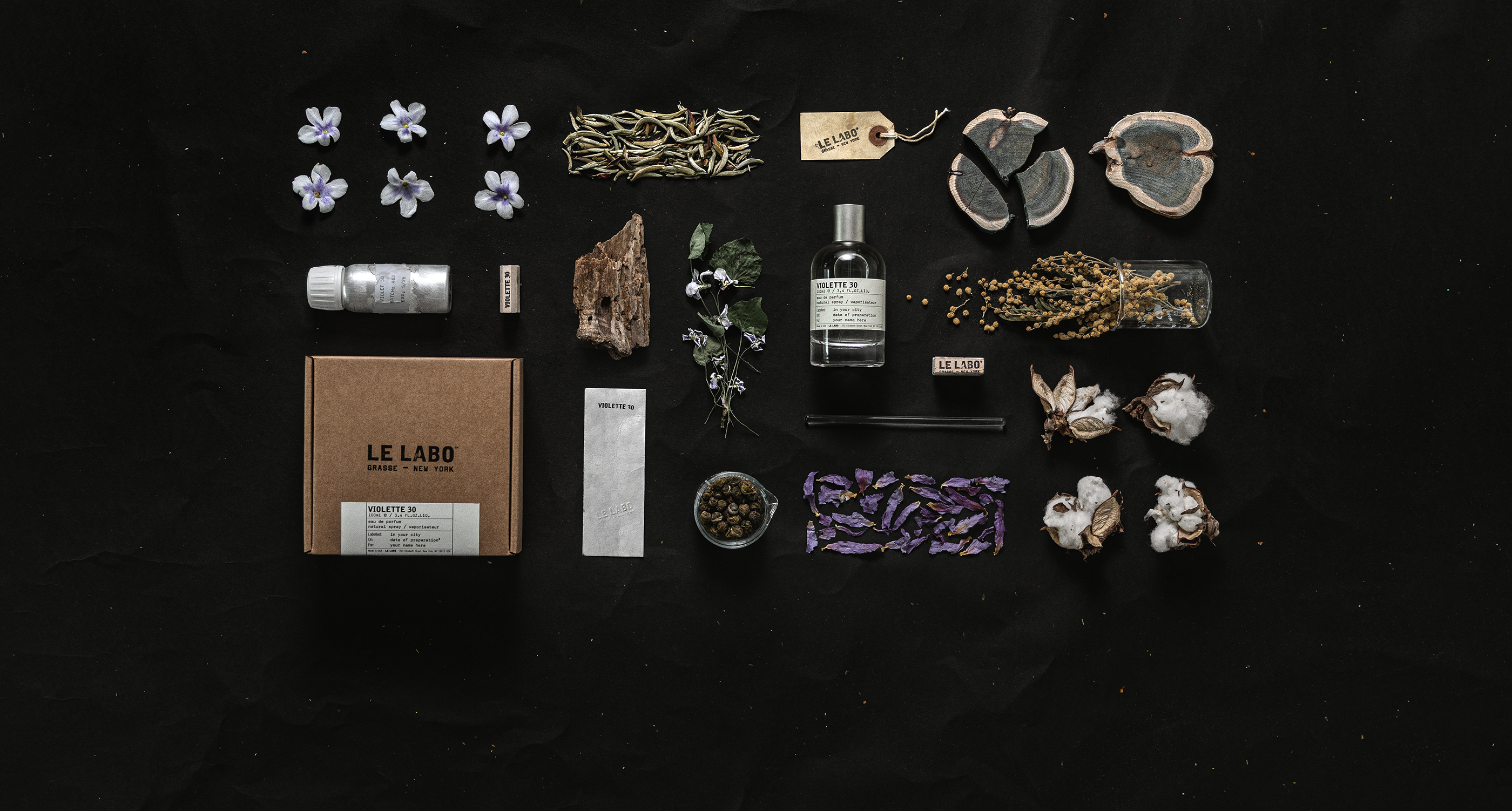 Le Labo 推出全新經典淡香精「VIOLETTE 30」:以珍稀白紫羅蘭,譜寫精準與直覺間的矛盾之美