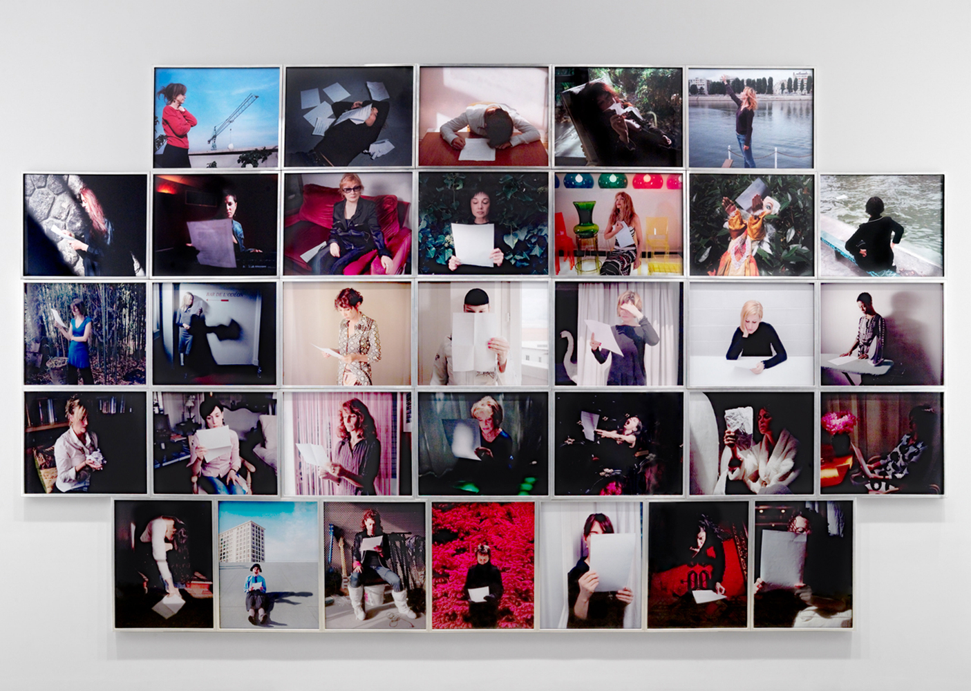 拒絕被展演的真心:從當代觀念藝術,解剖現代關係的隱私與邊界失守