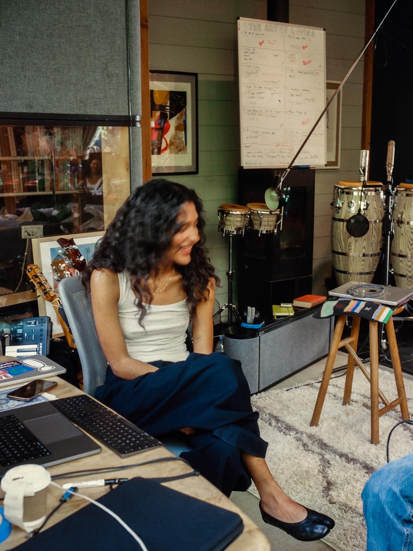 oliviadeano_1757923648_3722055789545634448_226610360