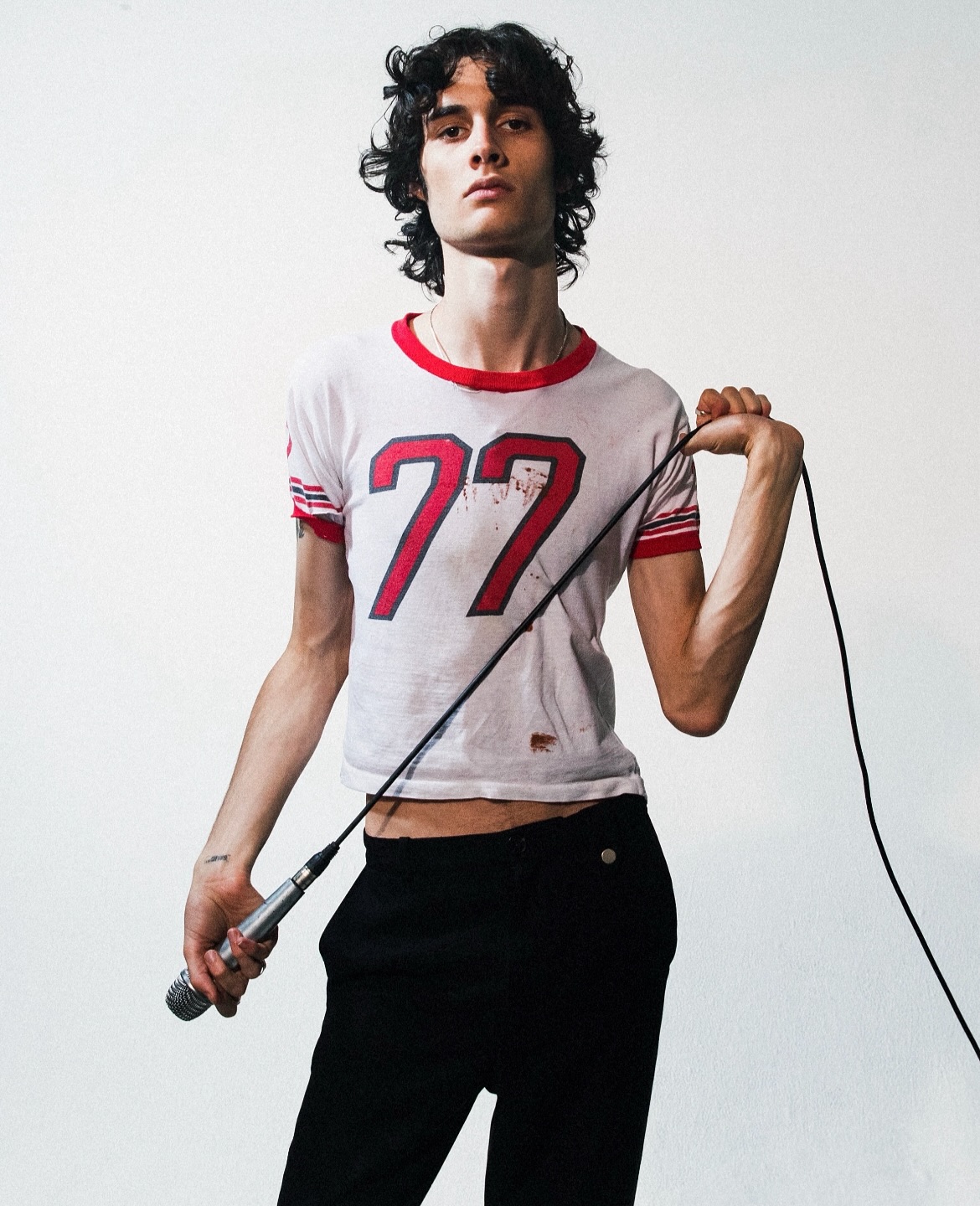 sombr_1755878400_3704715205020461075_40028661808