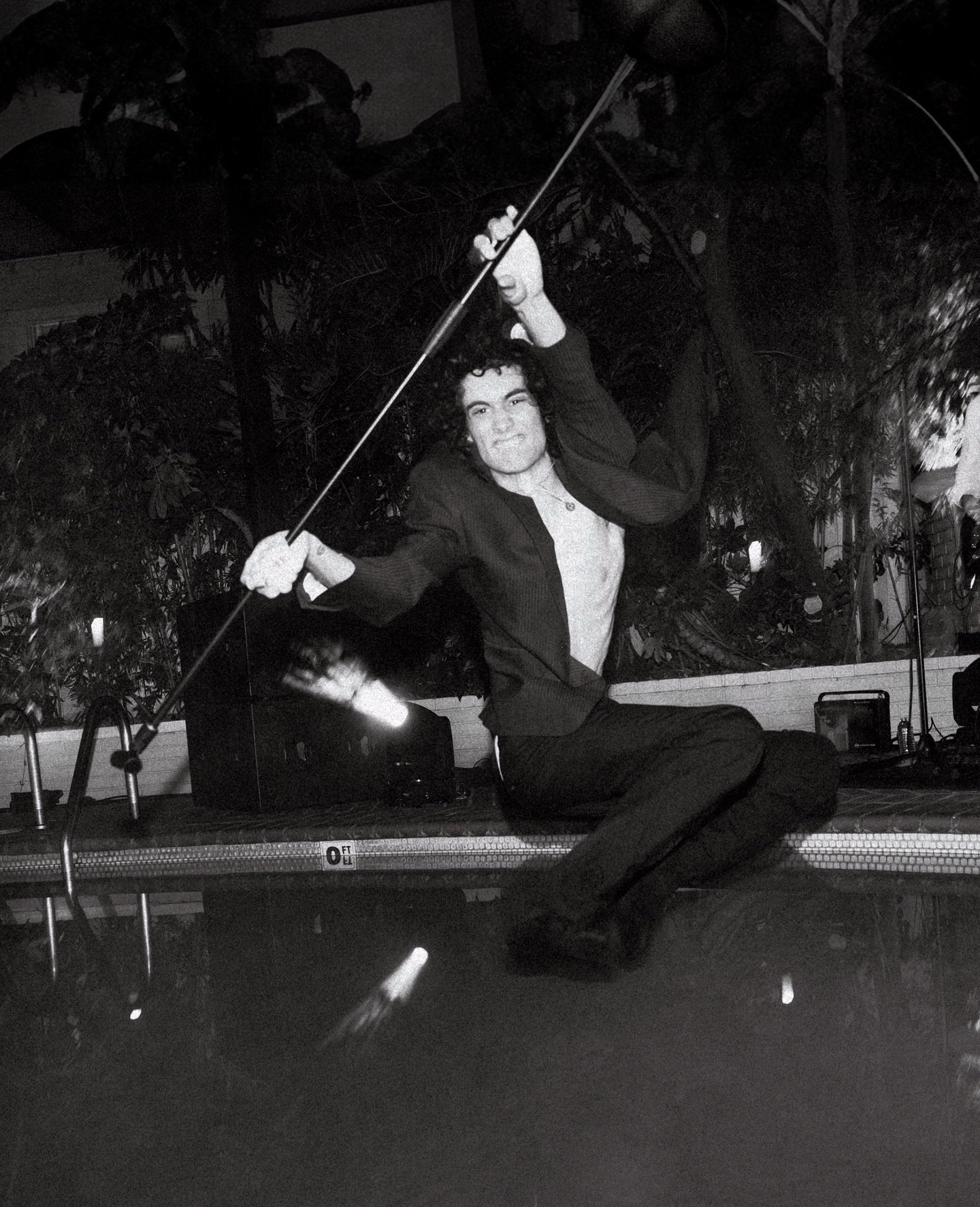 sombr_1755878400_3704715205163041562_40028661808