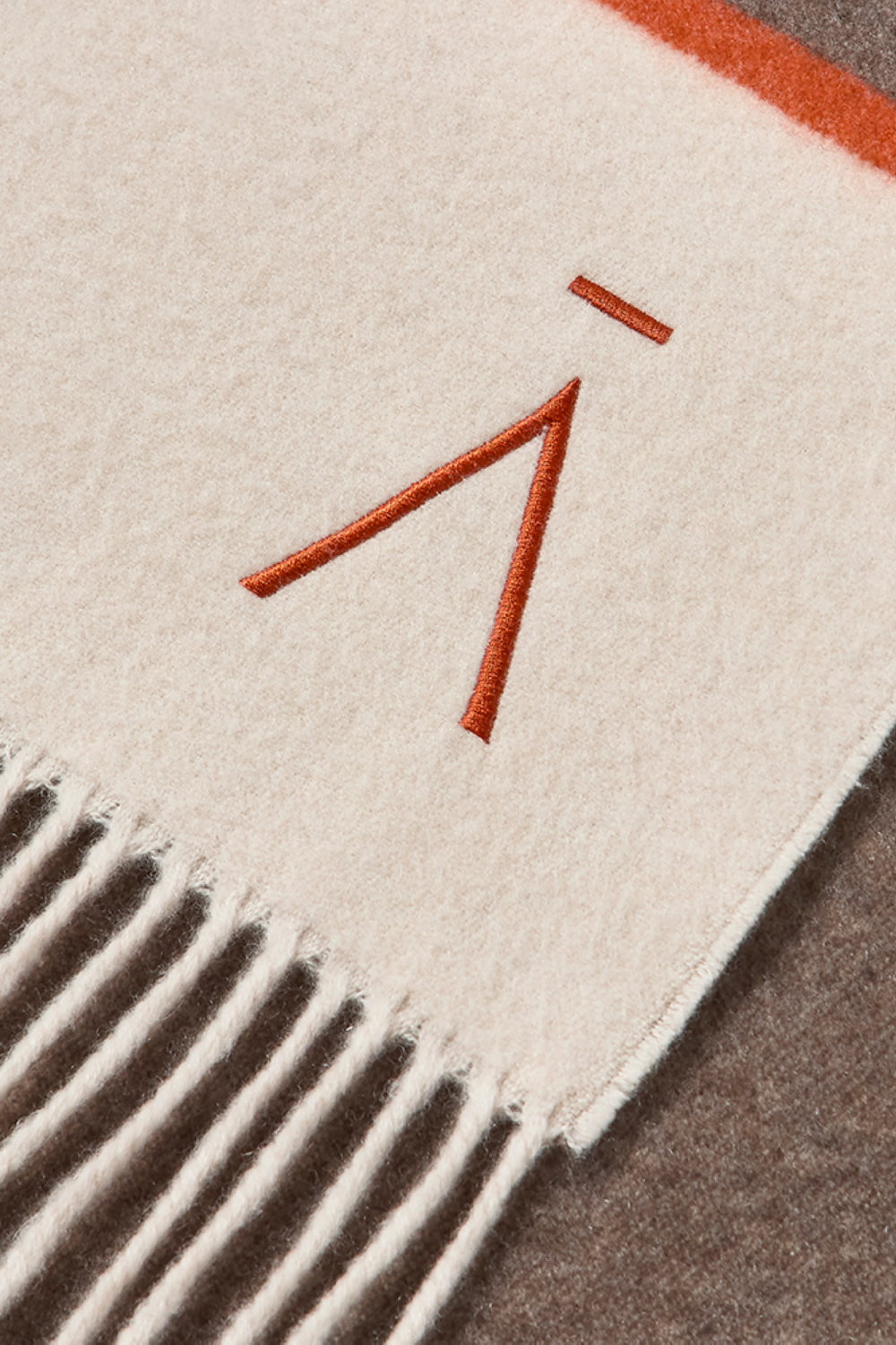 Cashmere_Blanket_Brown_Detail_1_51972__60043