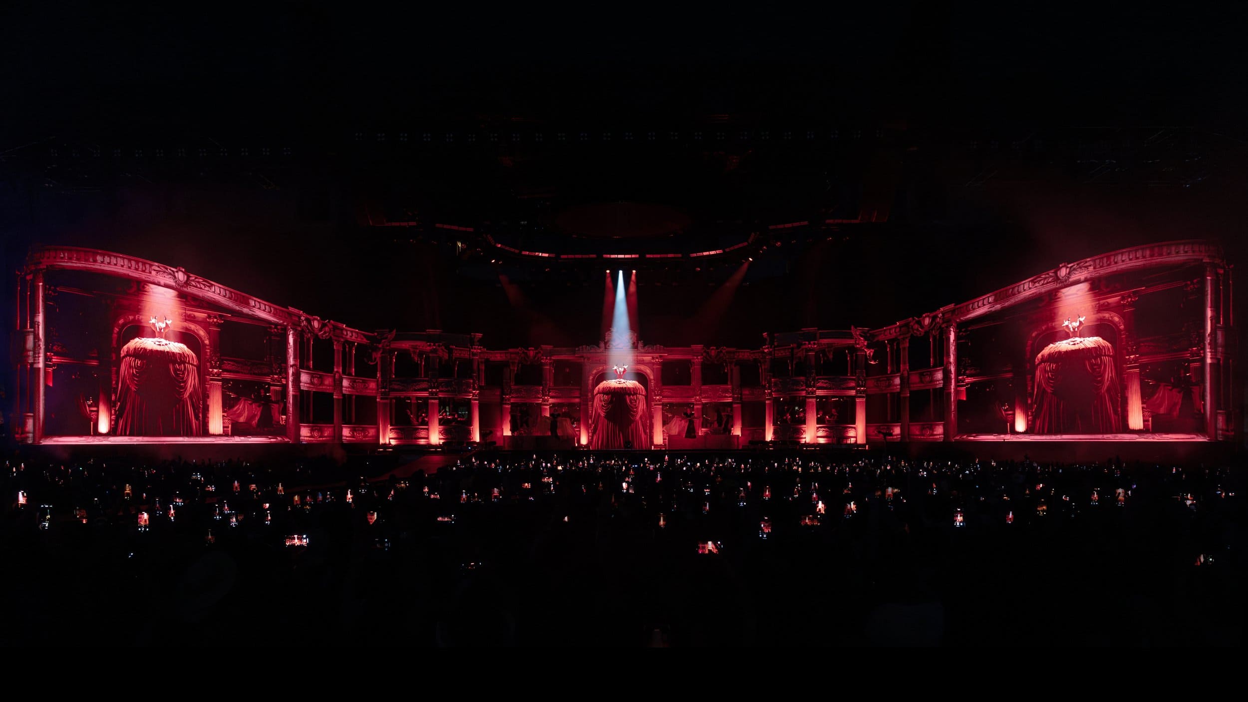 LG+Mayhem+Coachella+photo+gredit+Jason+Ardizzone-WestAR8A0133