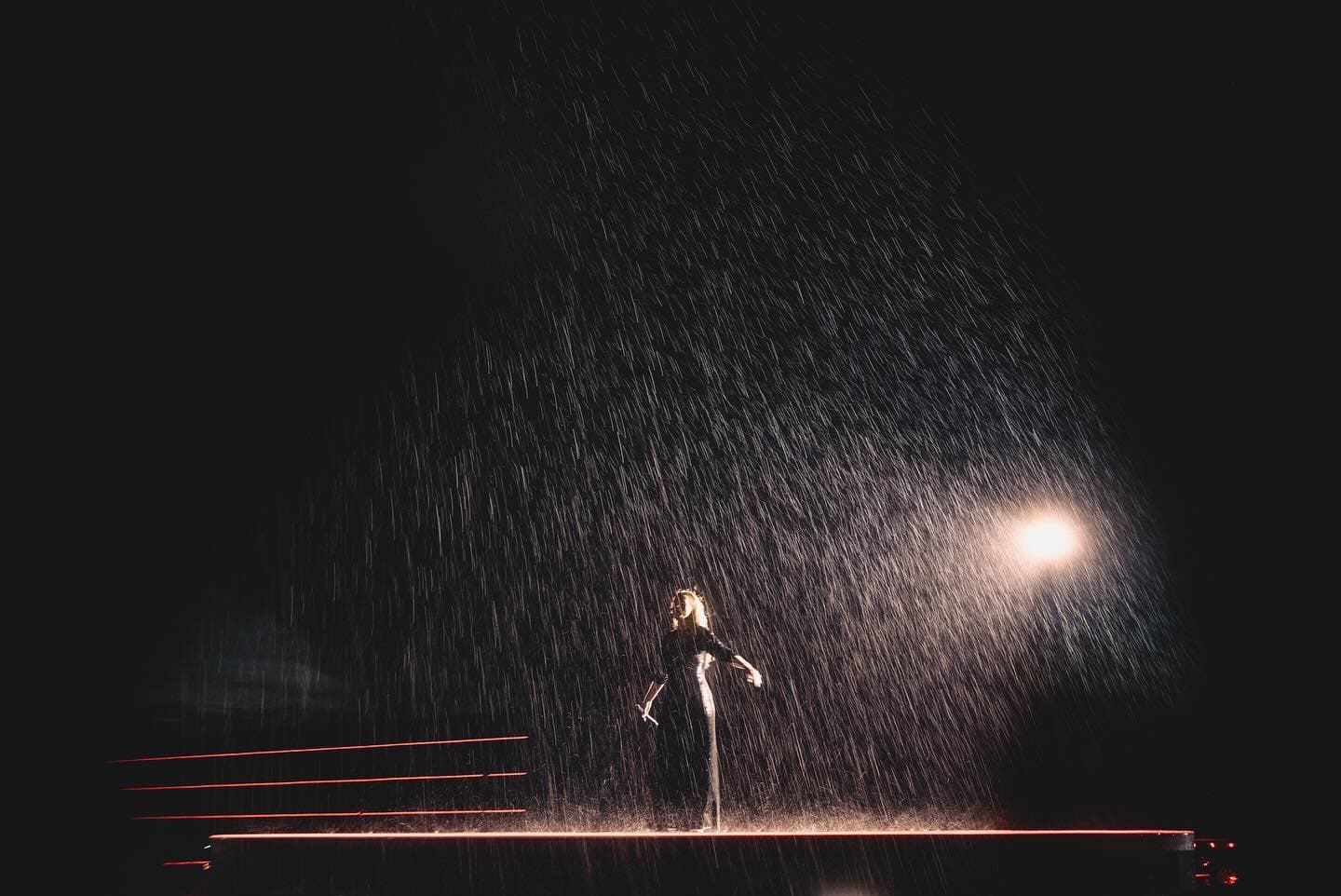 adele_1723750232_3435388399609891358_2242640123