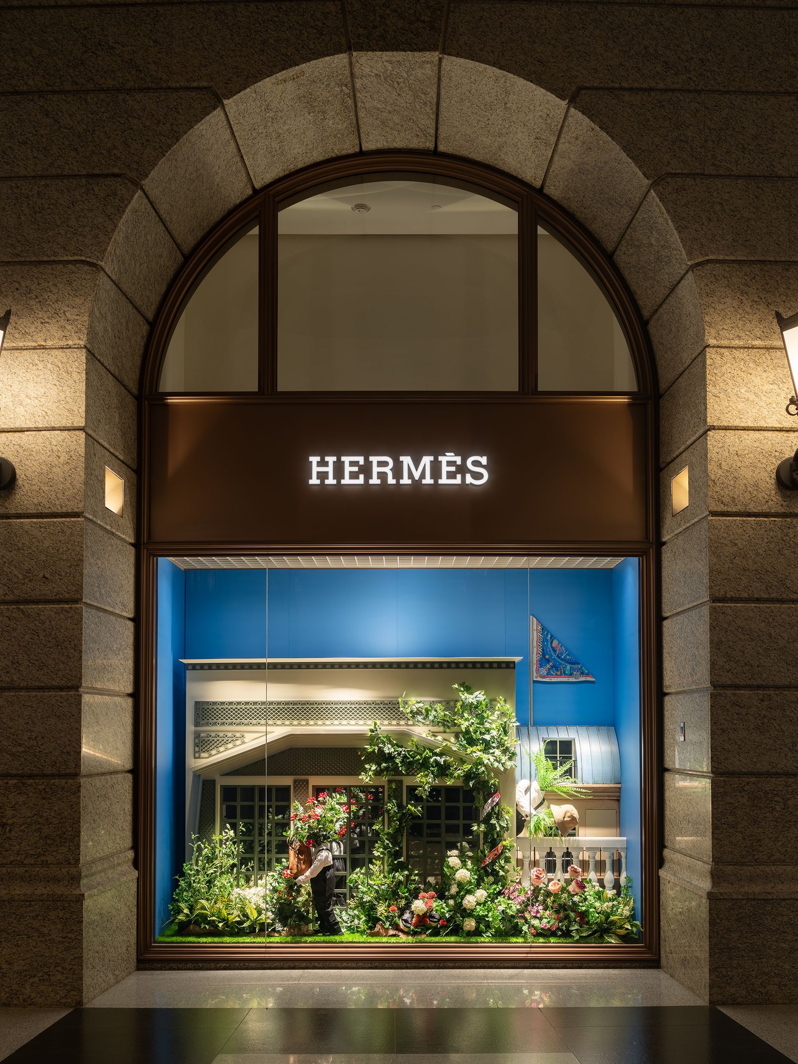 由 Jean-François Fourtou 所設計的 Hermès Bellavita 櫥窗