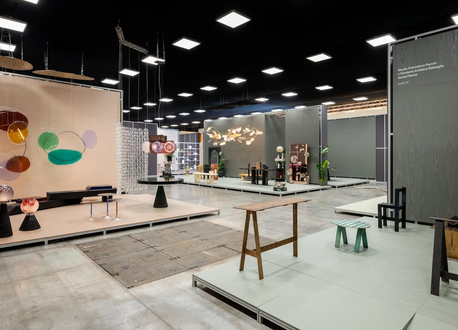 Vista-interna-Salone-Raritas-2026-©Saverio-Lombardi-Vallauri.jpg