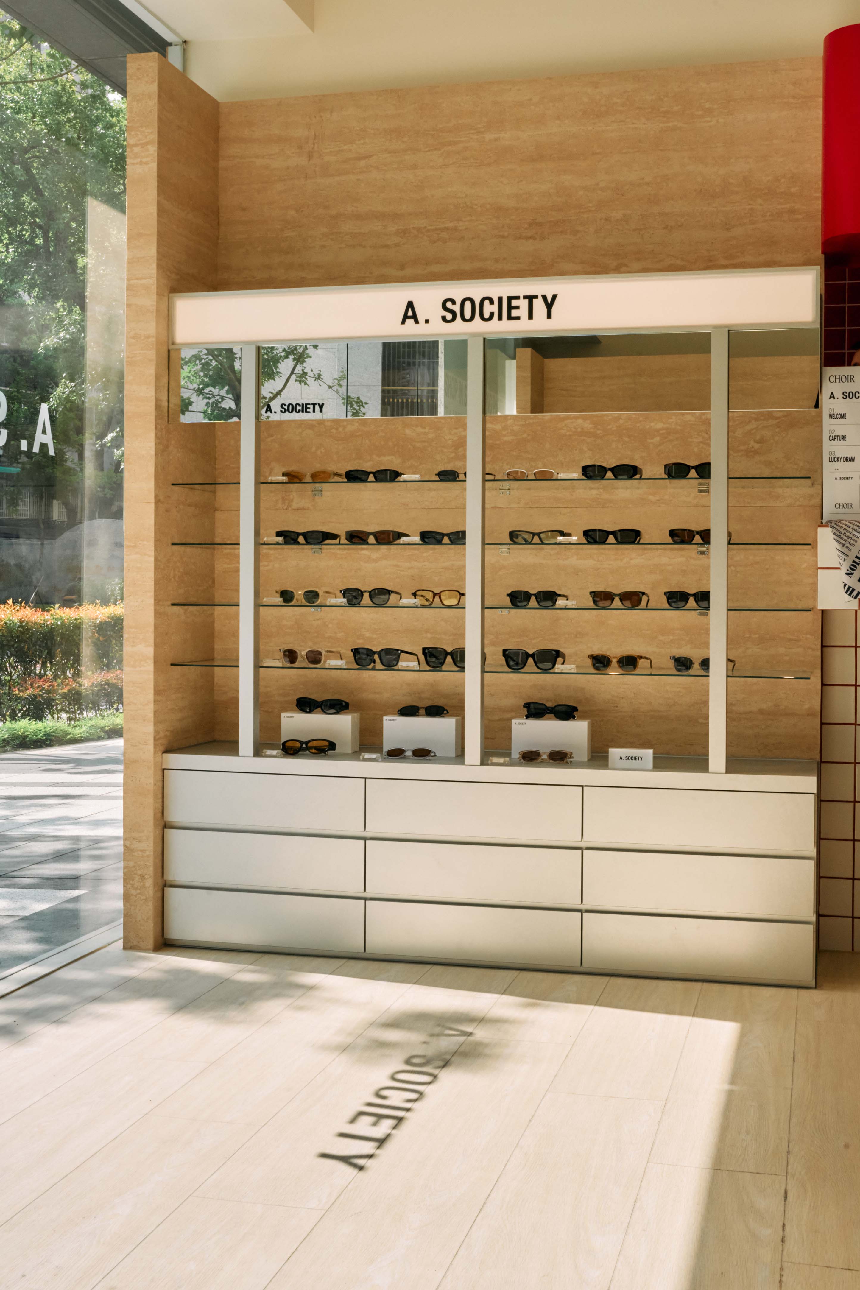 讓時尚自然融入生活:CHOIR 中山旗艦店引進香港高感度眼鏡 A.SOCIETY,開啟極簡生活選物新篇章