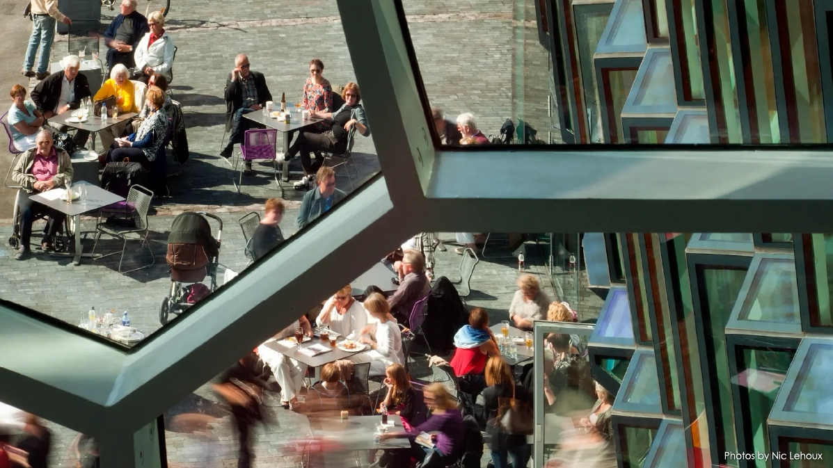 LINE_ALBUM_Harpa_260811_6