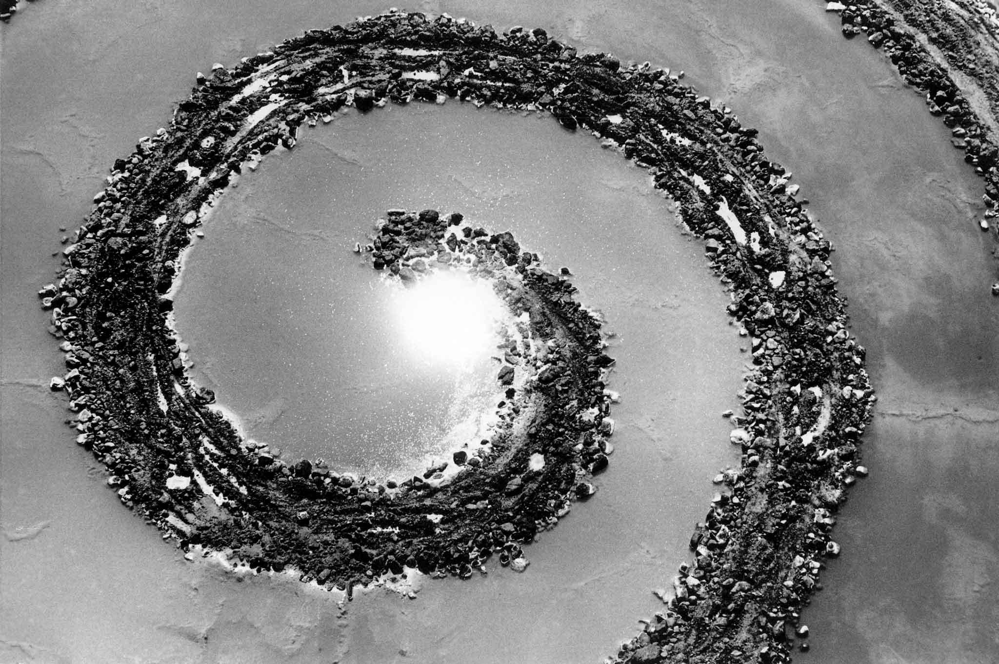 Smithson-Spiral_Jetty-Gorgoni-01-2048w