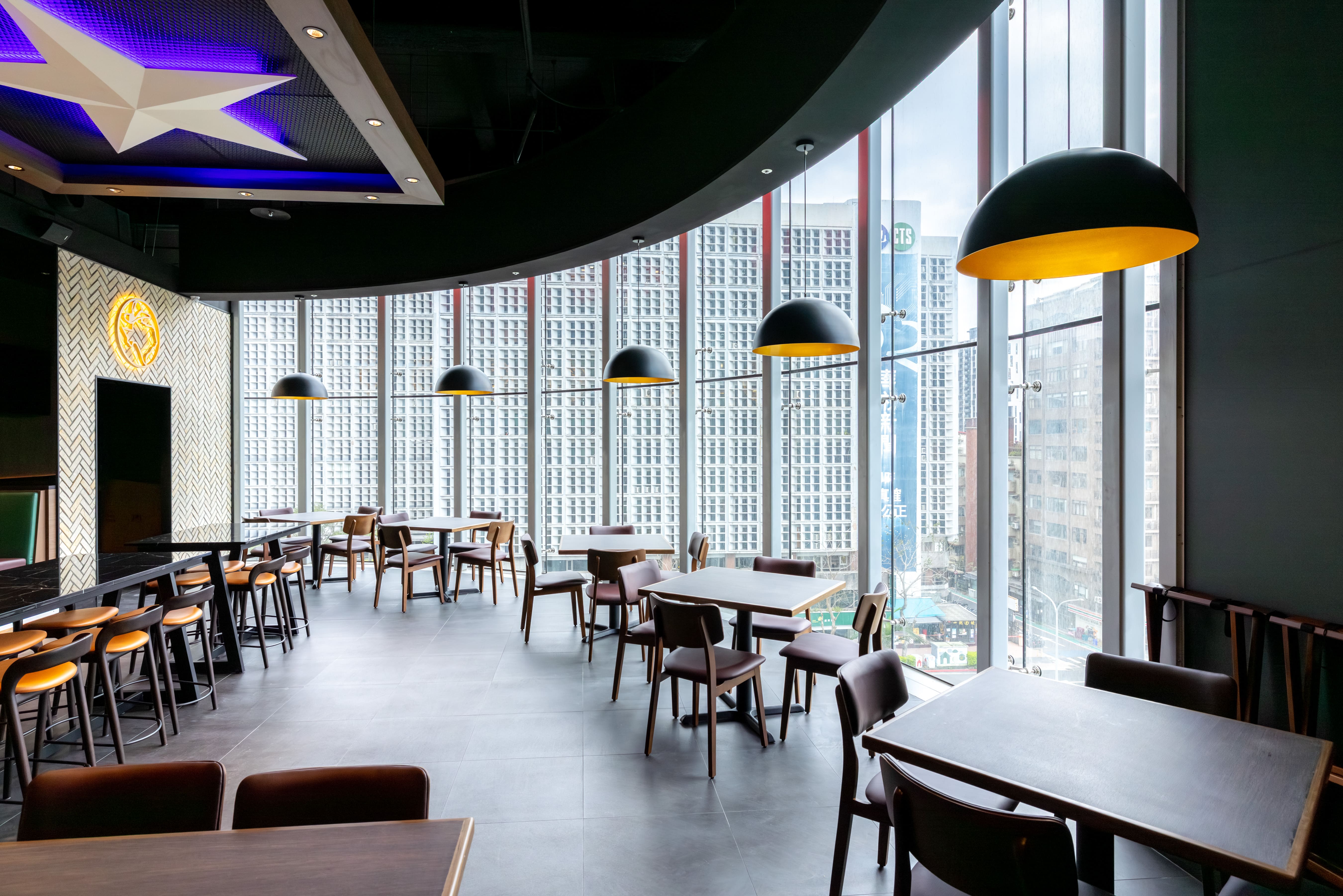 兩種美式生活提案!SALT&STONE、Texas Roadhouse 進駐台北大巨蛋遠東 Garden City