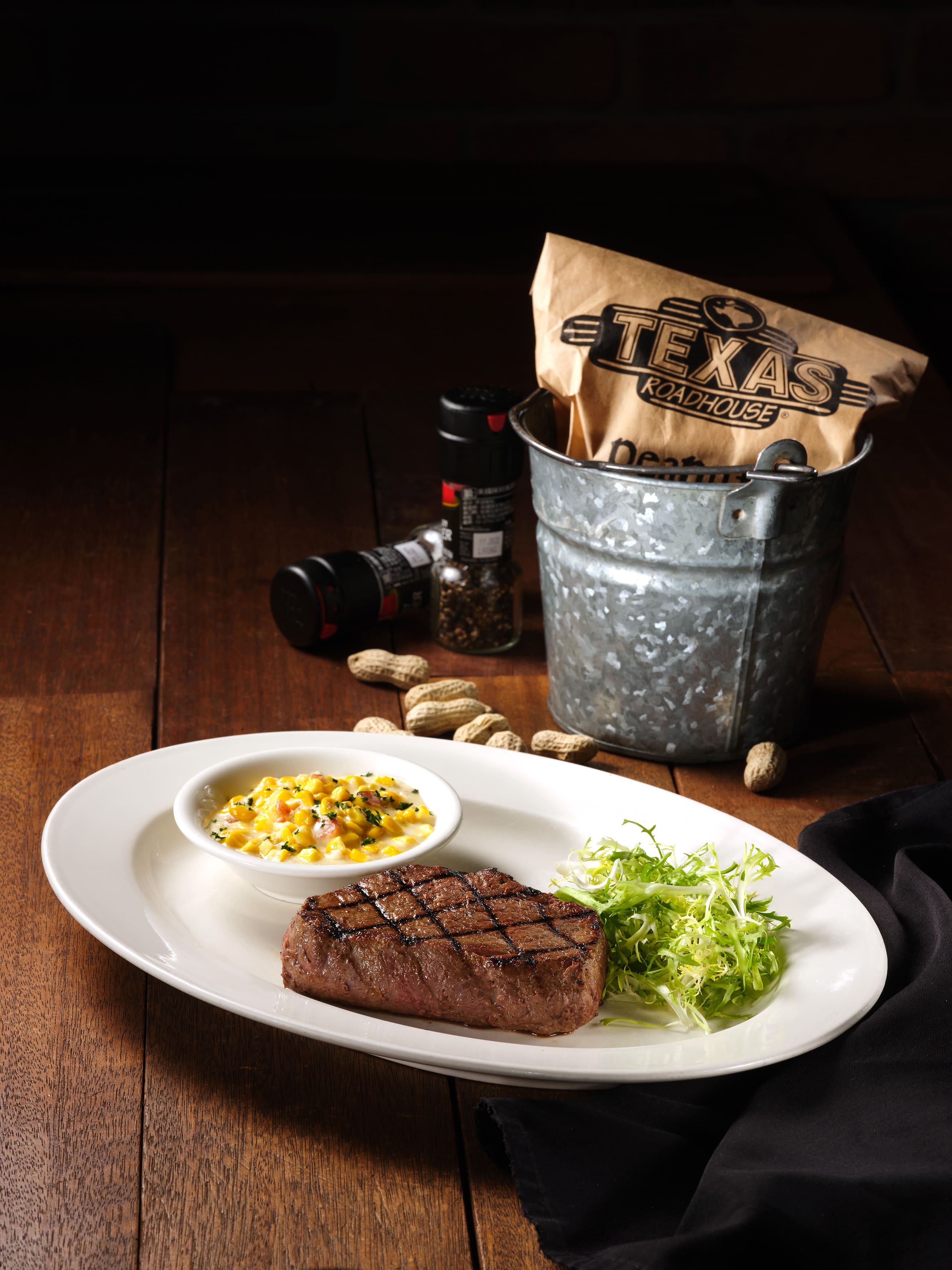 (圖三) Texas Roadhouse人氣「德州火烤牛排6oz.」天天500元。開展餐飲集團提供