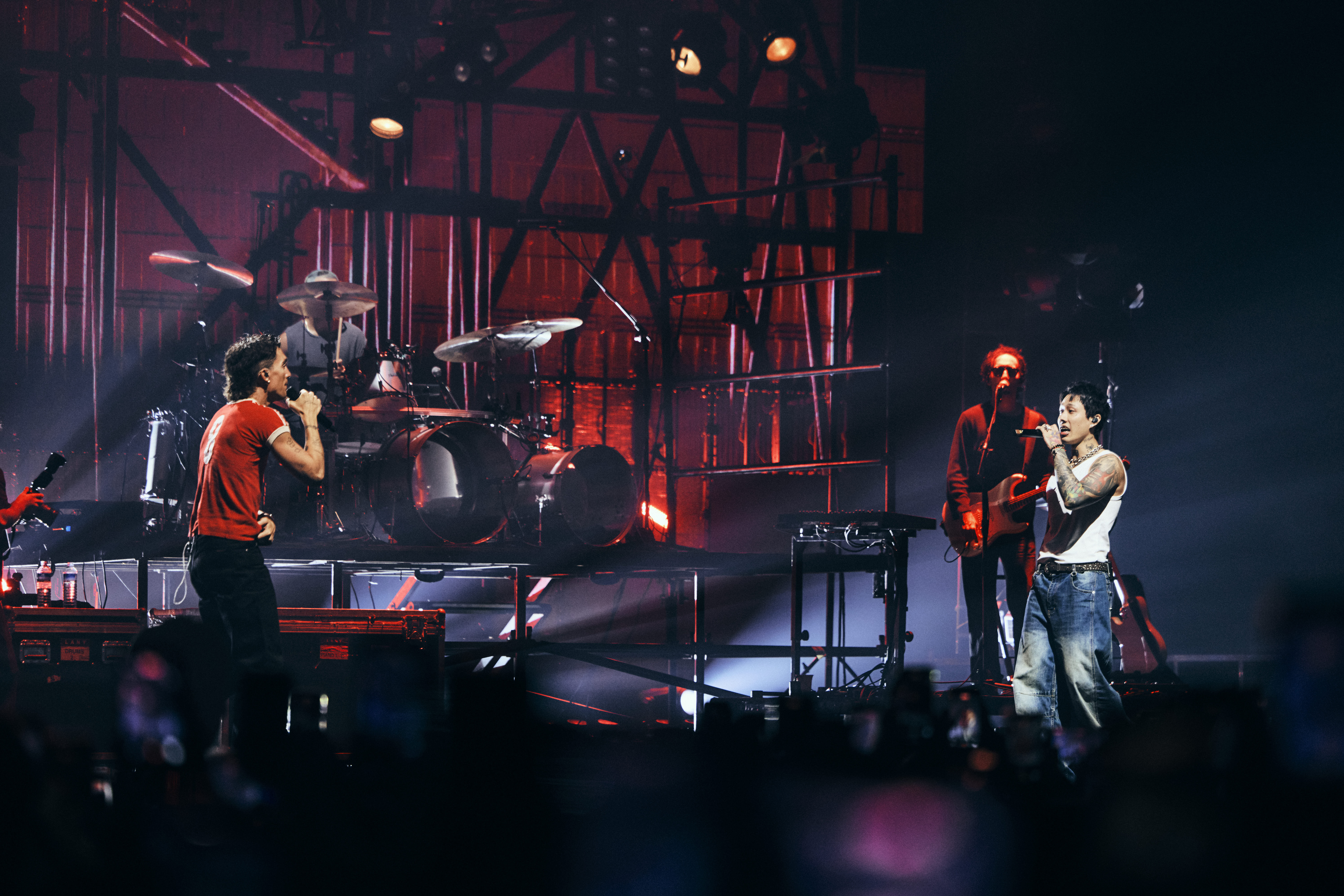 東西樂壇「雙帥主唱」夢幻合體 TRASH主唱 阿夜同台合唱 2 - Live Nation Taiwan提供