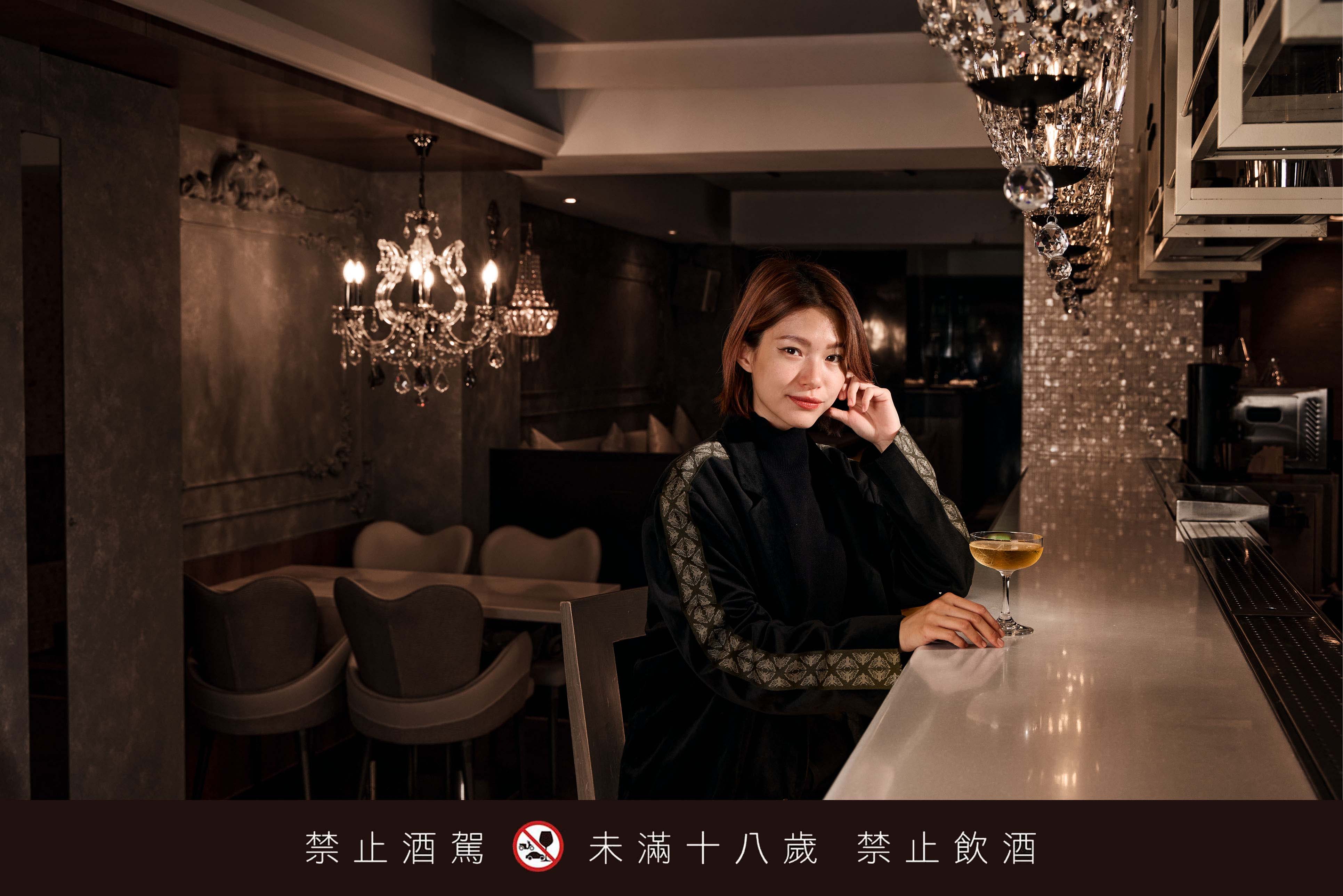 延續「每一杯都有故事」的品牌精神，蔡佳穎（Grace） 將帶領團隊持續為 INDULGE Taipei 注入新意，在亞洲酒吧舞台續寫傳奇篇章。