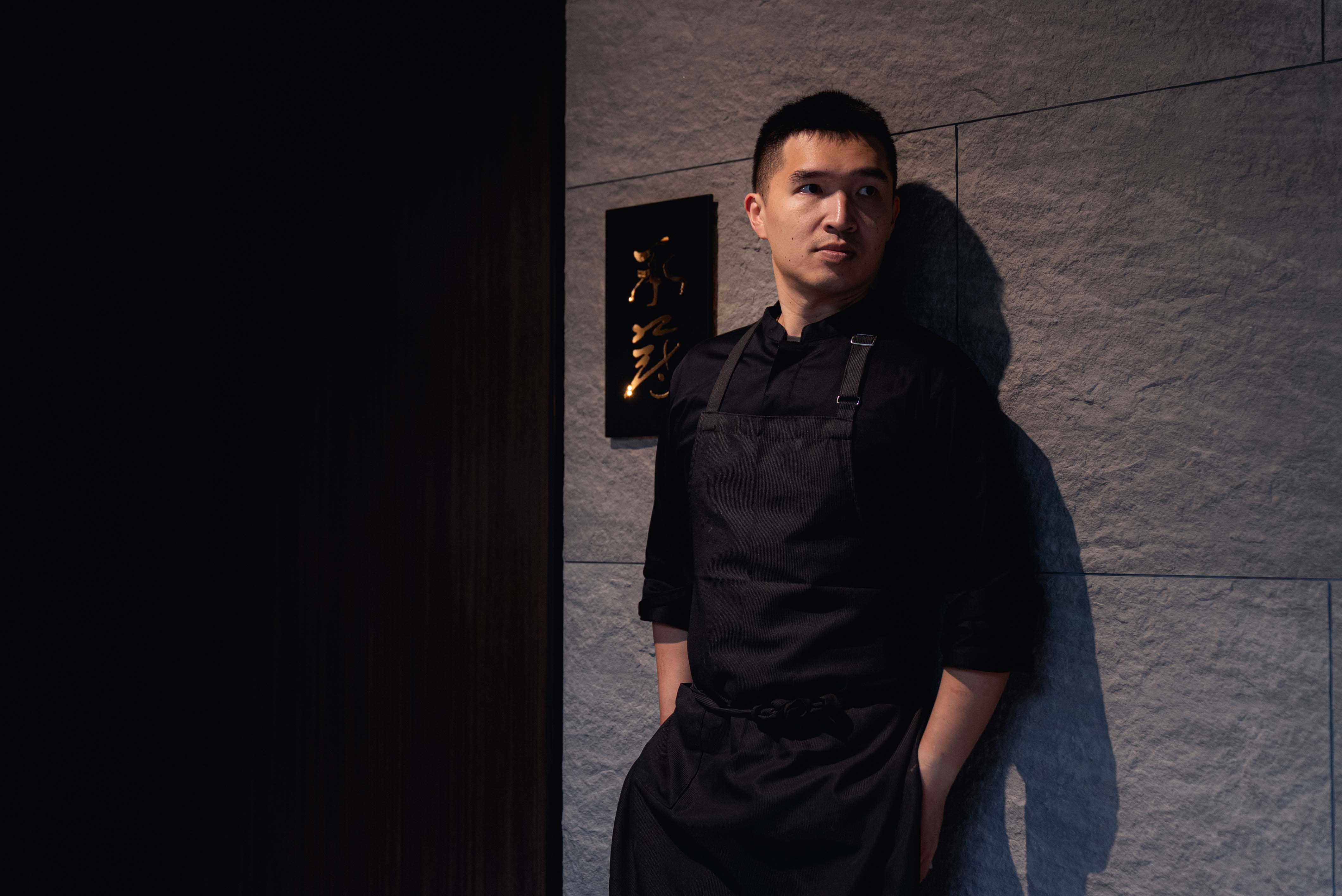 34 歲主廚邱奕承 Adam 創立個人餐廳「承蔚 SHOWEI」，即日起正式開幕